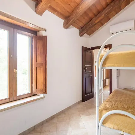 Holiday home Belvilla By Oyo Santandrea